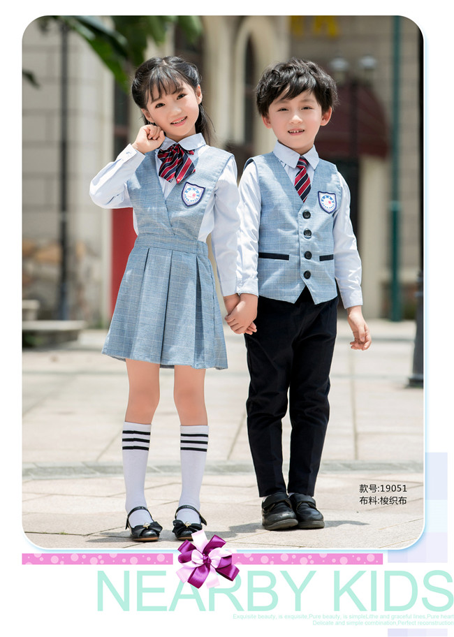 幼兒園校服熱賣(mài)經(jīng)典